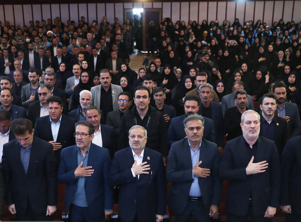 نگاهی به میانگین نمرات امتحانات نهایی در سال های 1400 و 1402