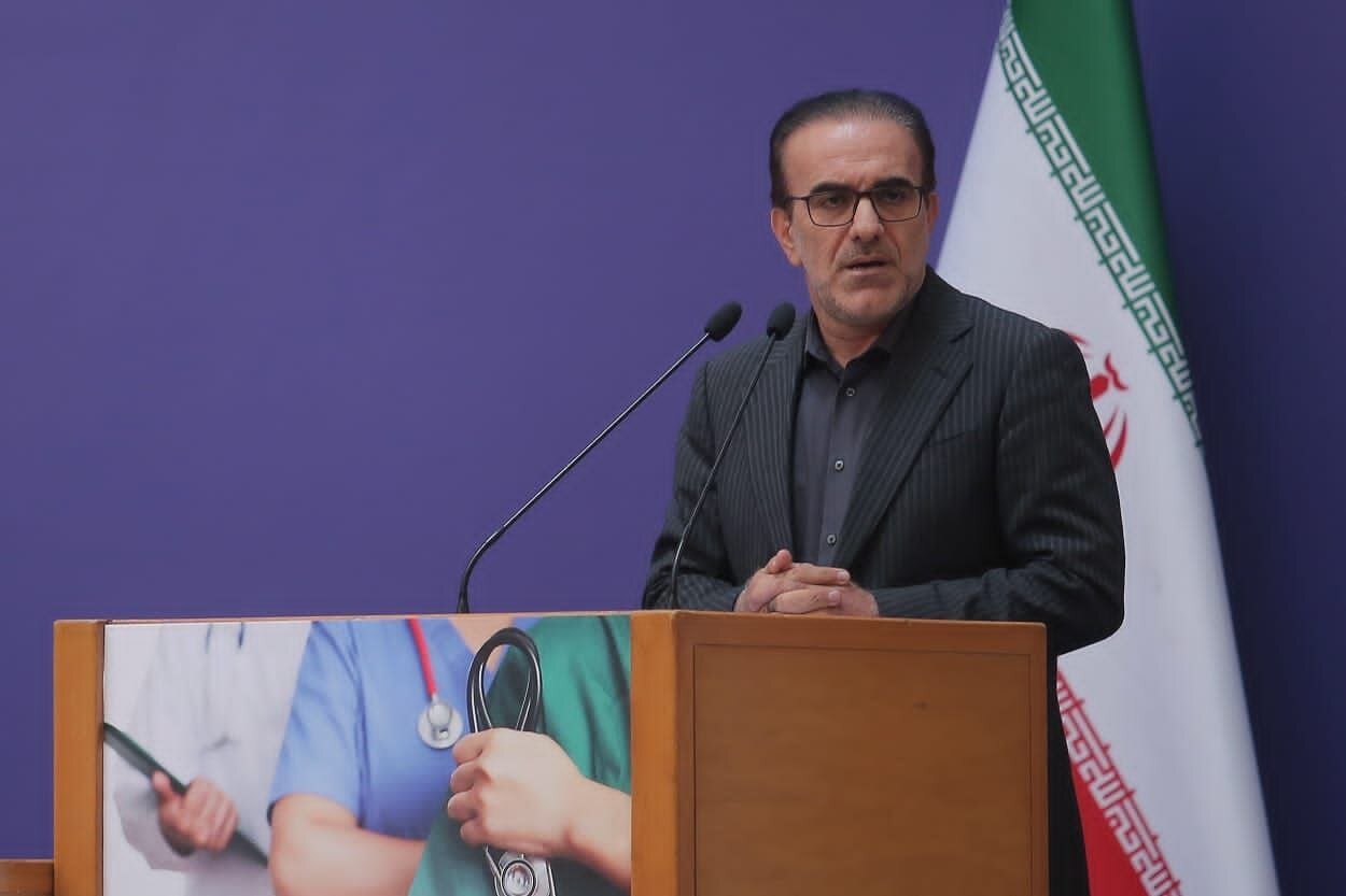 هشدار رئیس سازمان نظام پزشکی درباره فرسودگی شغلی پزشکان