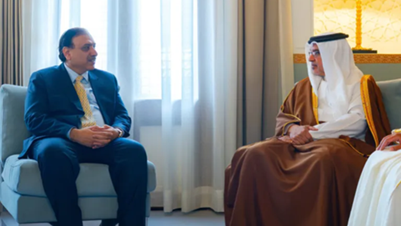 دیدار ولیعهد بحرین با رئیس دستگاه اطلاعات پاکستان
