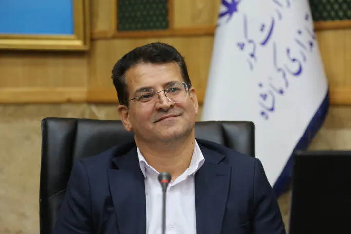 منابع بانکی به سمت تولید و طرحهای پیشران کرمانشاه هدایت میشود