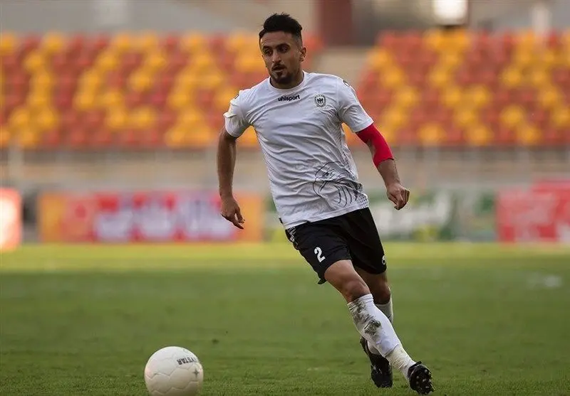 فولاد پیشنهادهای پرسپولیس برای معاوضه رزاقپور را رد کرد