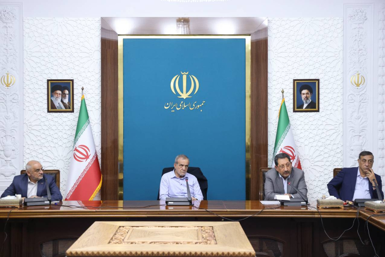 بررسی وضعیت اجرای مصوبات تامین برق صنایع