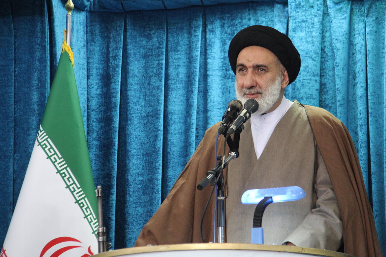 حجت الاسلام فاطمی: بهرهمندی مردم از وجود امام زمان مانند خورشید پشت ابر است