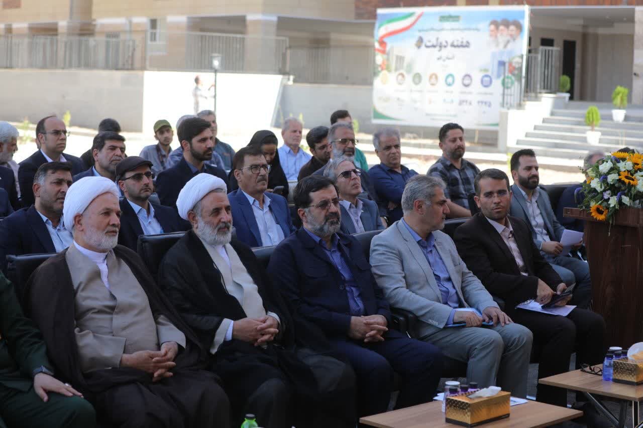 بهرهبرداری از ۱۳ هزار و ۸۵۴ واحد مسکن و زمین در استان قم