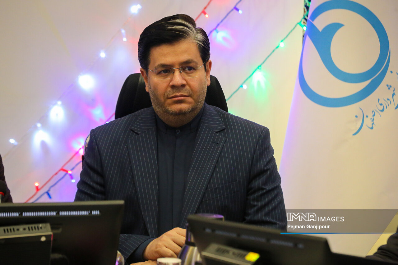 نخستین حفاظ غلتکی کشور در اصفهان نصب شد