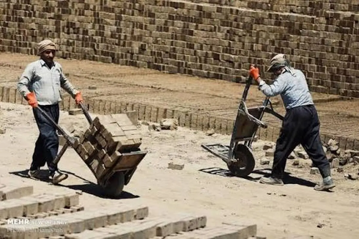 درخواست افزایش ۵۰ درصدی دستمزد کارگران برای ترمیم قدرت خرید