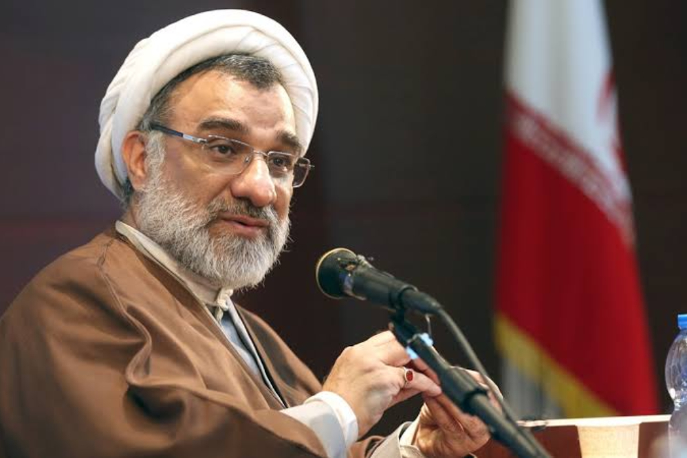 تأکید دبیر شورای عالی انقلاب فرهنگی بر اصلاح رشتههای دانشگاهی برای کاهش بیکاری