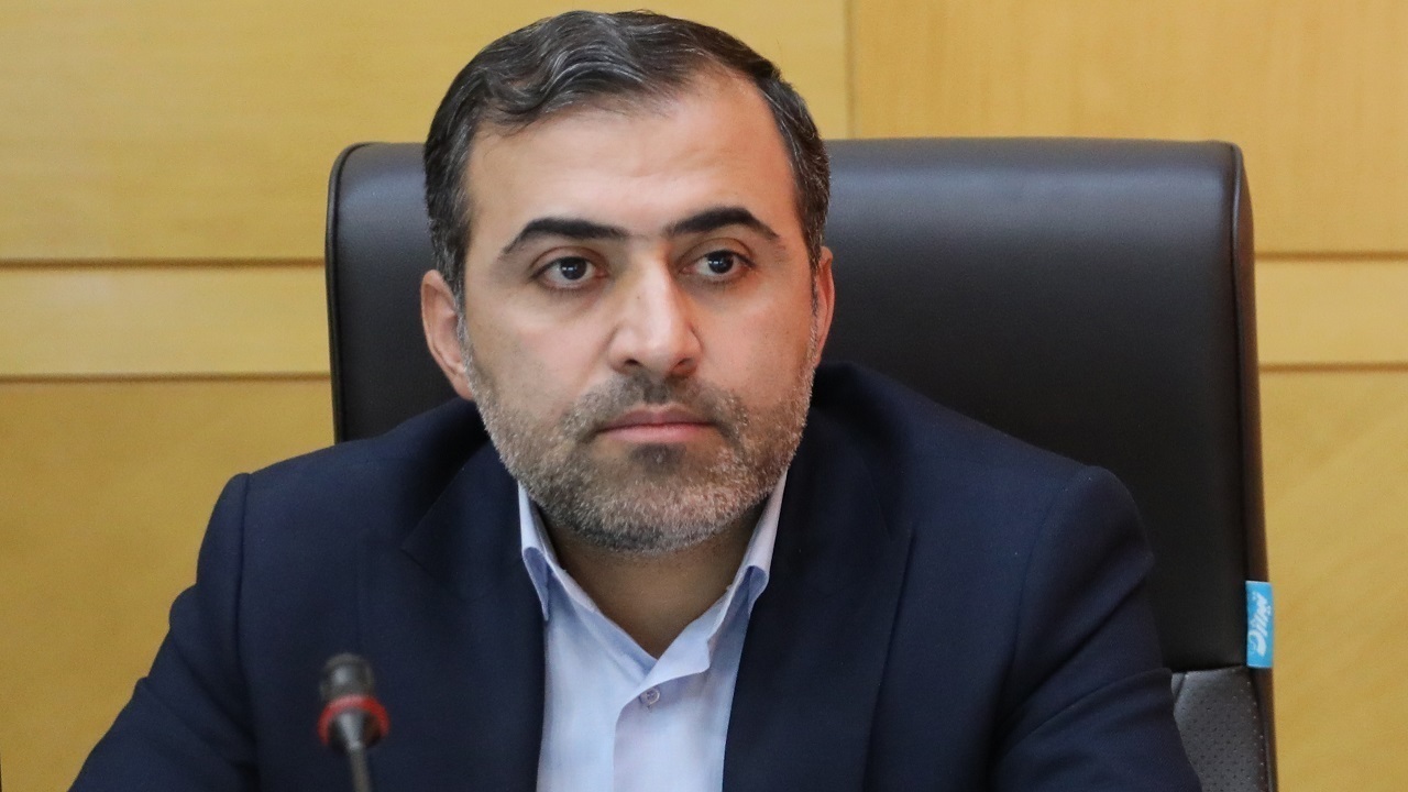 نماینده شیراز: شرایط سخت نیاز مردم به مسئولین را بیشتر میکند