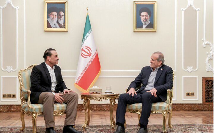پزشکیان: آمریکا برای تعامل با ایران باید رویکرد خود را تغییر دهد