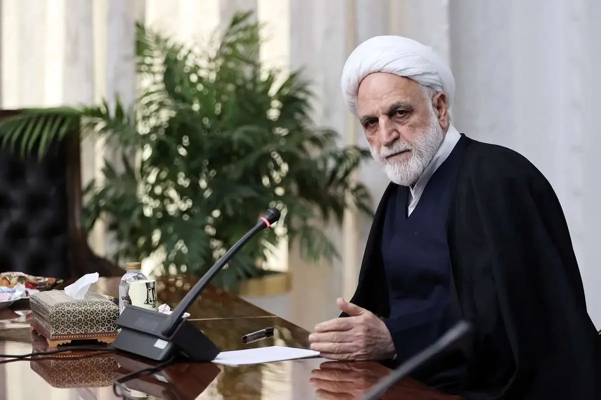 محسنی اژهای به محسن رضایی؛ تأکید بر واجب عینی دفاع از اقتدار اسلامی