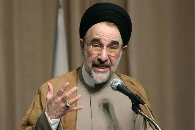 سخنان خاتمی: جنگ یا صلح؟