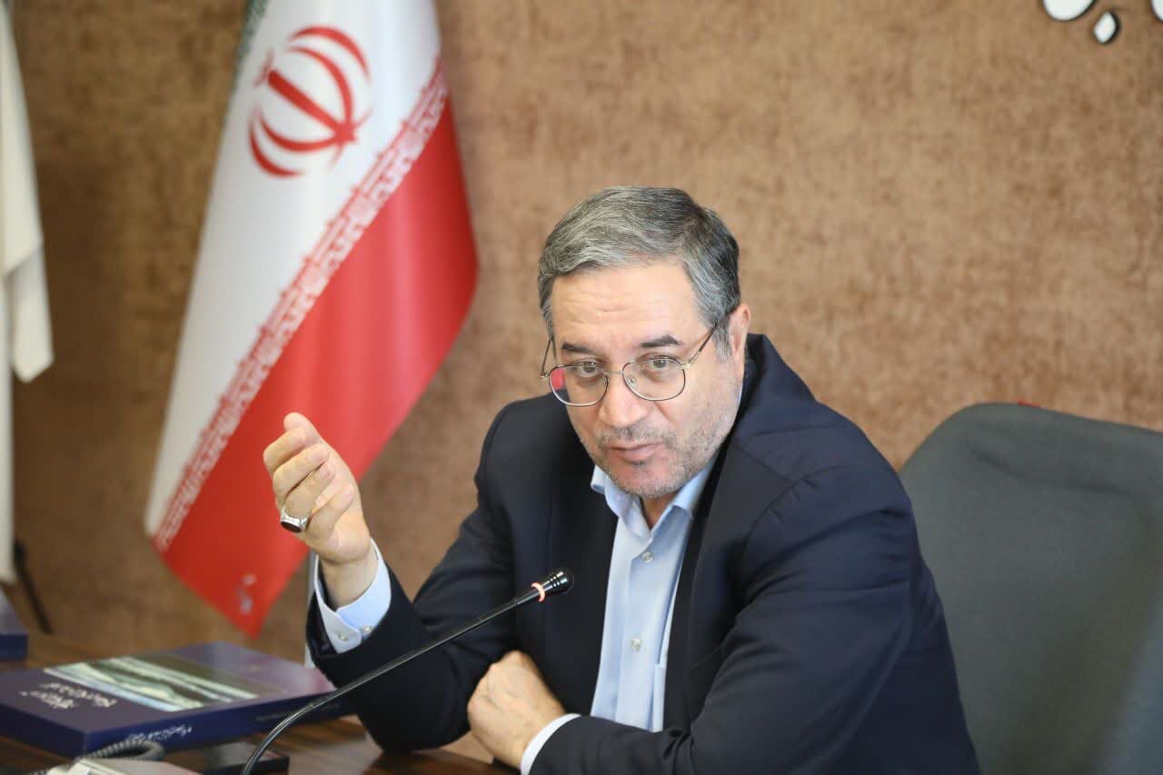 استاندار آذربایجان غربی: مسجد محور حل مشکلات محلات باید باشد