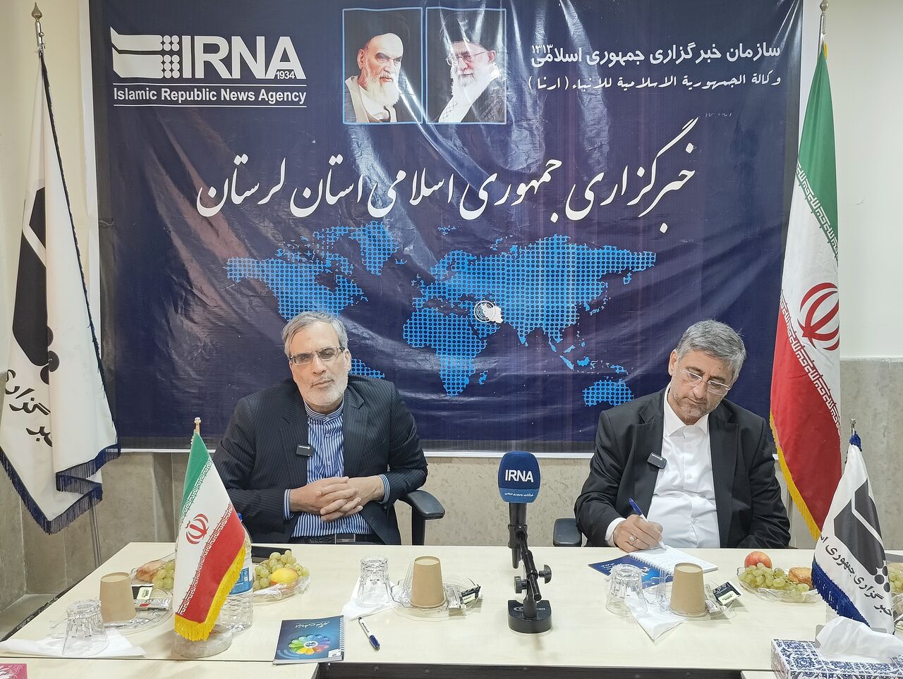 دیدار جابری انصاری با استاندار لرستان و بازدید از روستای انگُز