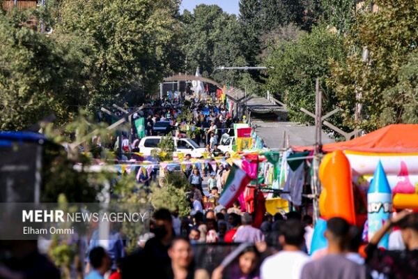 از موکبهای اربعین تا «مهمانی امت احمد»؛ روایت خادمی از بیجار