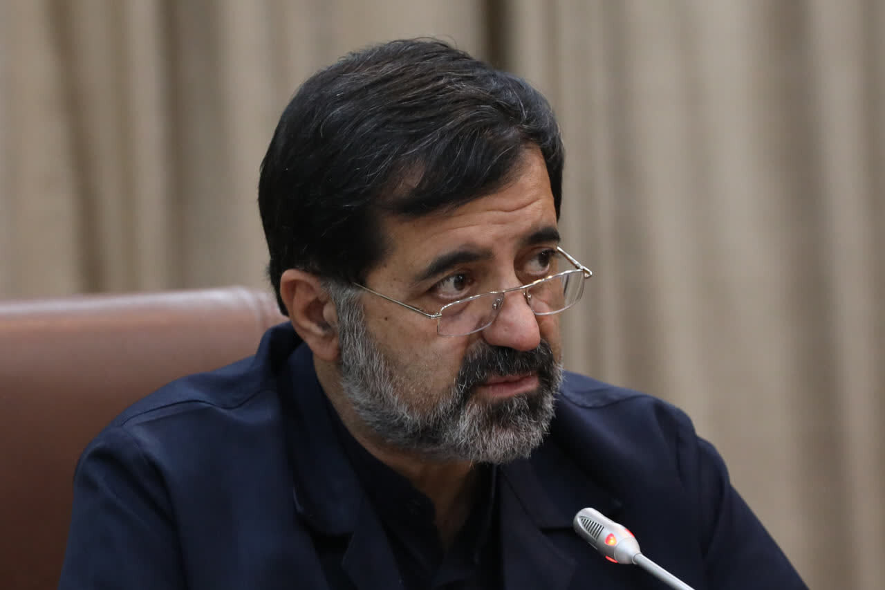 استاندار قم: برای حل مسائل فرهنگی باید روی نقاط اشتراک جامعه تمرکز کنیم