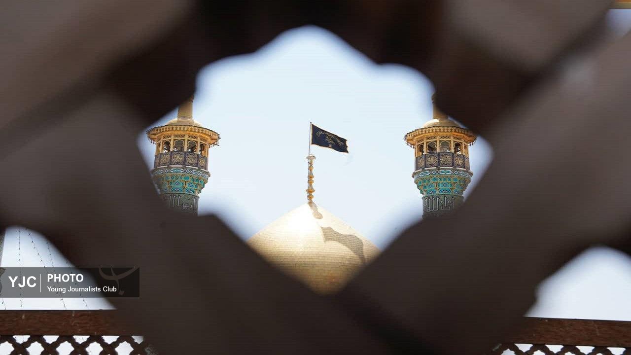 سیاهپوشی حرم کریمه اهل بیت در سوگ امام عسکری