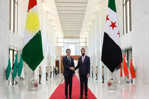 سفر نچیروان بارزانی به دمشق؛ جنجال حذف پرچم عراق از مراسم استقبال