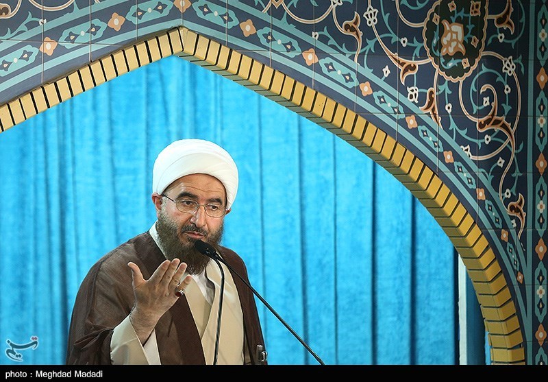 حاجعلیاکبری: دشمن پس از شکست نظامی به دنبال تفرقه در جامعه است