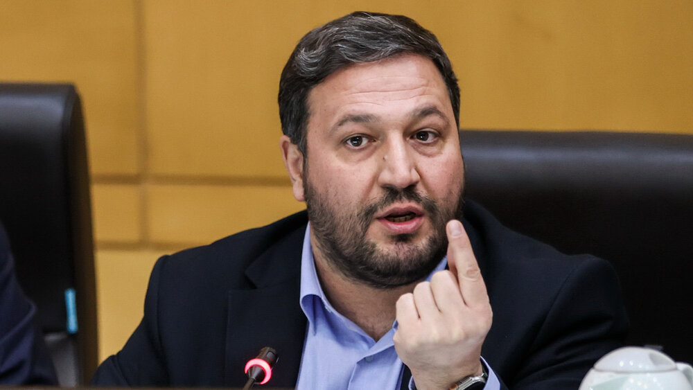محمد رشیدی: شفافیت در اطلاعرسانی به مردم، مانع کمک به دشمن است