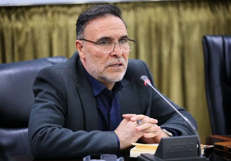 نماینده ملایر از بلاتکلیفی اماکن آموزشی انتقاد کرد