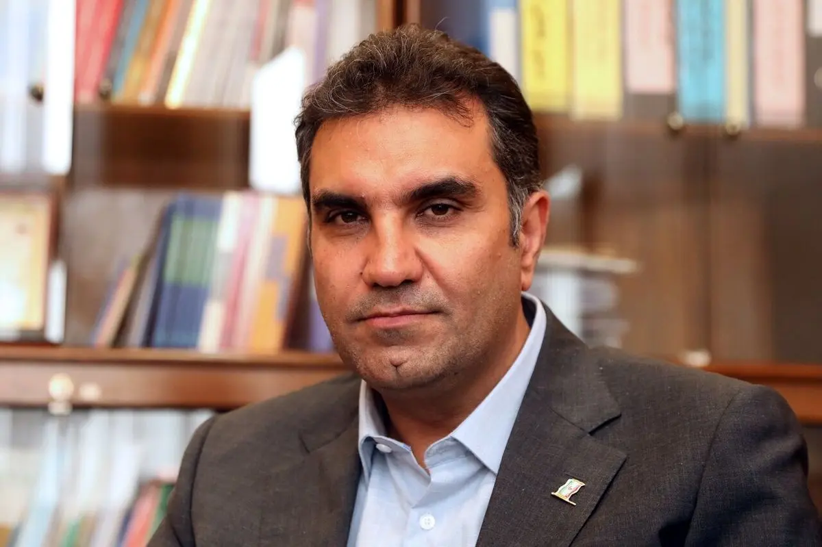 انتقاد نماینده مجلس از تداوم انحصار و گرانی بازار خودرو؛ ضرورت واردات