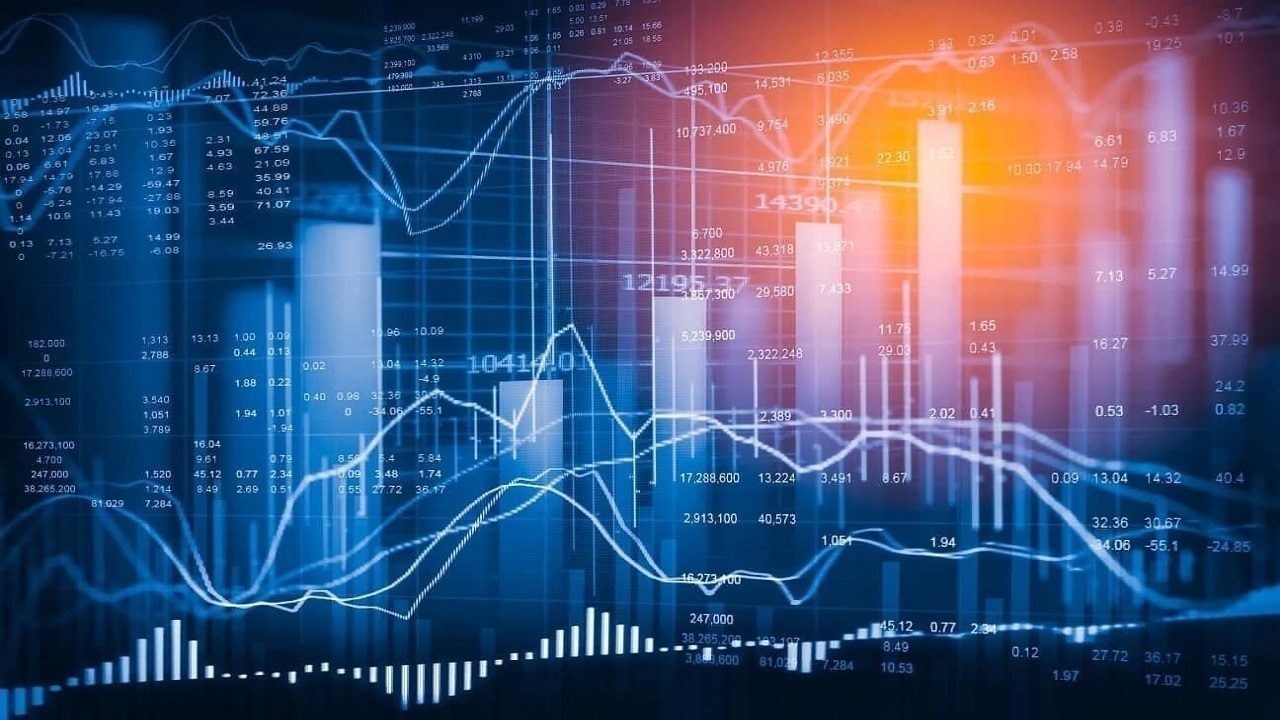 کاهش نرخ دلار در مقابل واکنش شدید بازار به اخبار سیاسی و اقتصادی.