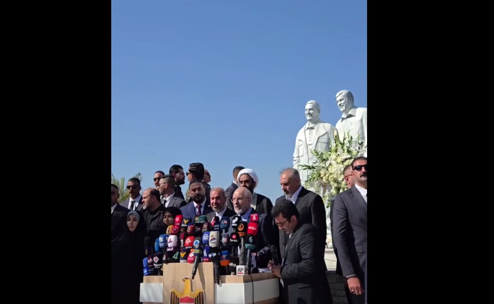 حضور قالیباف در محل شهادت شهیدان سلیمانی و ابومهدی المهندس