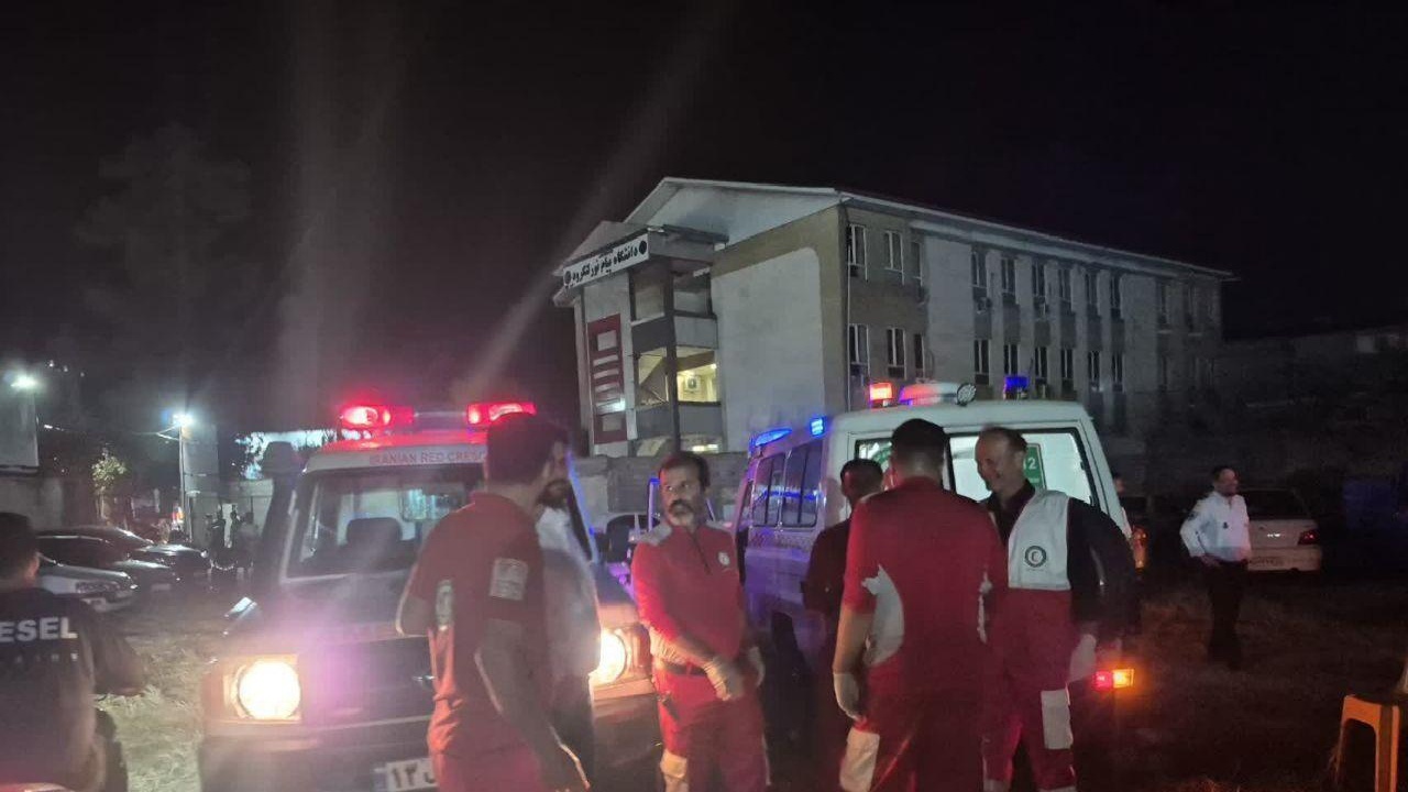11 نفر در اثر ریزش داربست در مسابقات کشتی لنگرود مصدوم شدند