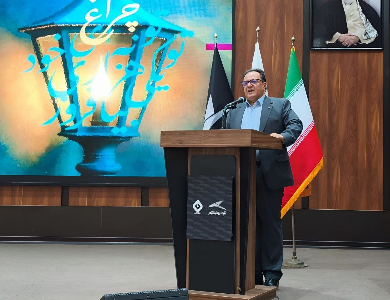 بگذارید چراغ رسانه و روزنامهنگاری مستقل روشن بماند/ جوایزی که خبرنگاران خبرآنلاین از اختتامیه چهارمین دوره «چراغ حقیقت» به خانه بردند