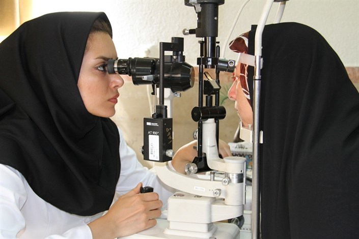 پیرچشمی و سن؛ دلیل اصلی استفاده از عینک در میان چشمپزشکان چیست؟
