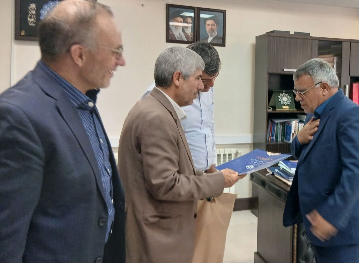 تجلیل از آزادگان سرافراز استان زنجان