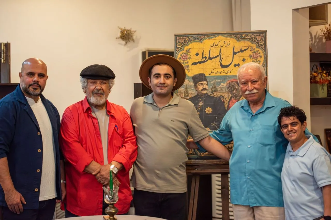مراسم سوگند سیاه بازی در شبچراغ نمایش «سبیلالسلطنه» با حضور جواد انصافی