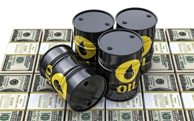 نرخ ارز، سیاست اوپک پلاس و تحریمها چگونه قیمت انرژی را تغییر میدهند؟