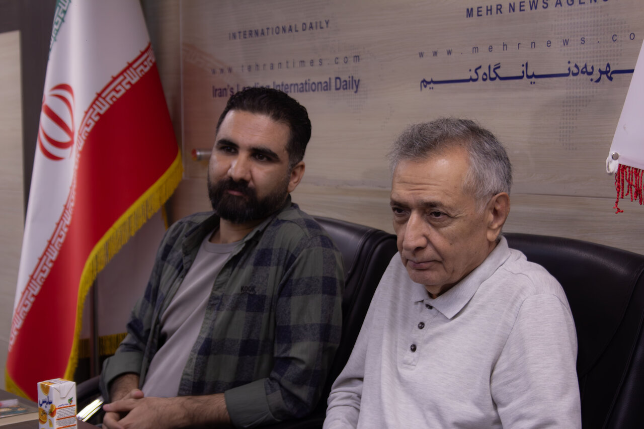 نشست نقد و بررسی رمان «من ضامن» برگزار شد