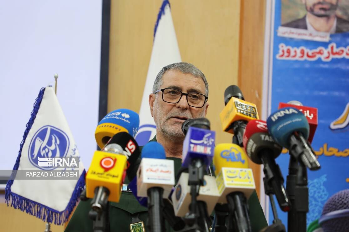 سردار حسینی: خبرنگاران روایتگر حماسههای ماندگار هستند