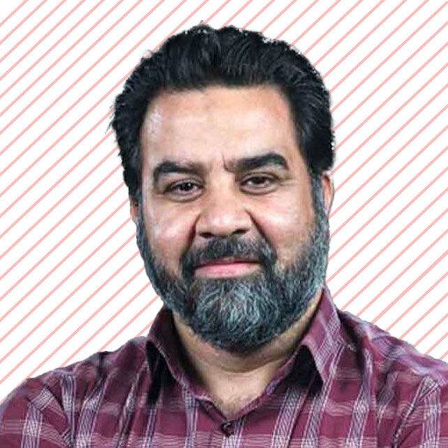 سوپرانقلابیها سربازی کردن را تمرین کنند