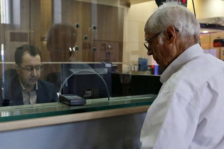پرداخت معوقات بازنشستگان تامین اجتماعی در 10 شهریور آغاز می‌شود