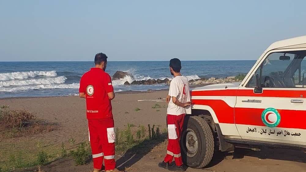 پیشگیری از حوادث دریا در گیلان: آموزش و هشدار به گردشگران
