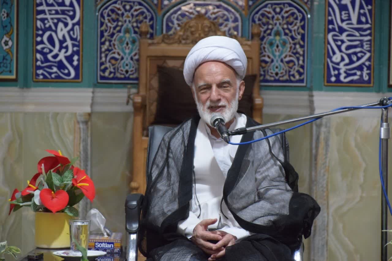 آیتالله دری نجفآبادی در محلات: وحدت ملی رمز پیروزی ملت ایران