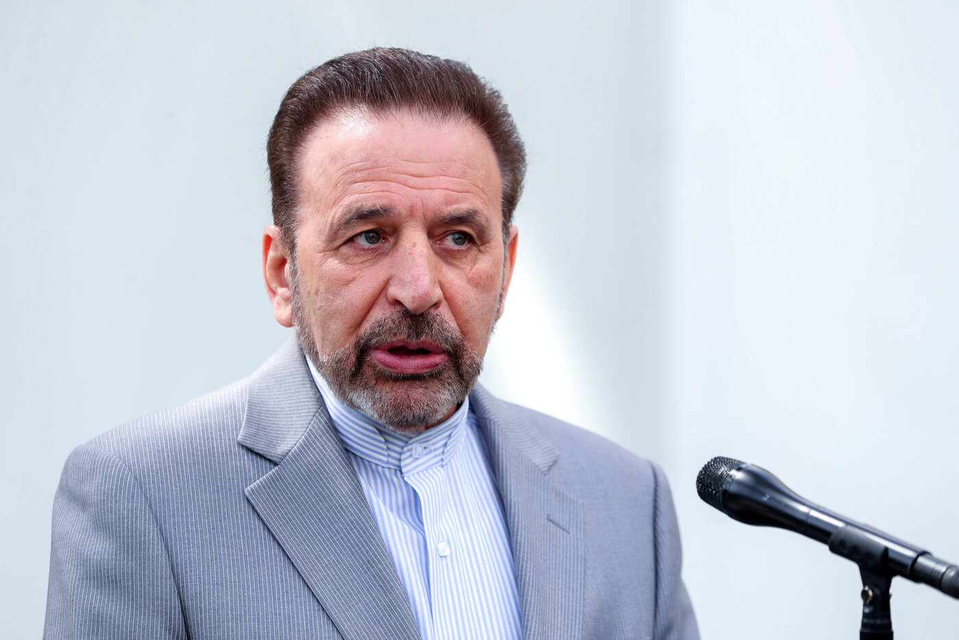 واعظی: بیانیه رهبری مانیفست عبور از جنگ و نقشهراه آینده است