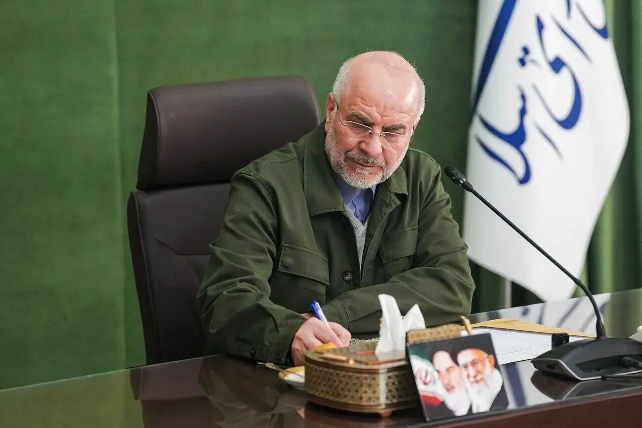 قالیباف: هیچ میدانی برای جوانان ایرانی دستنیافتنی نیست