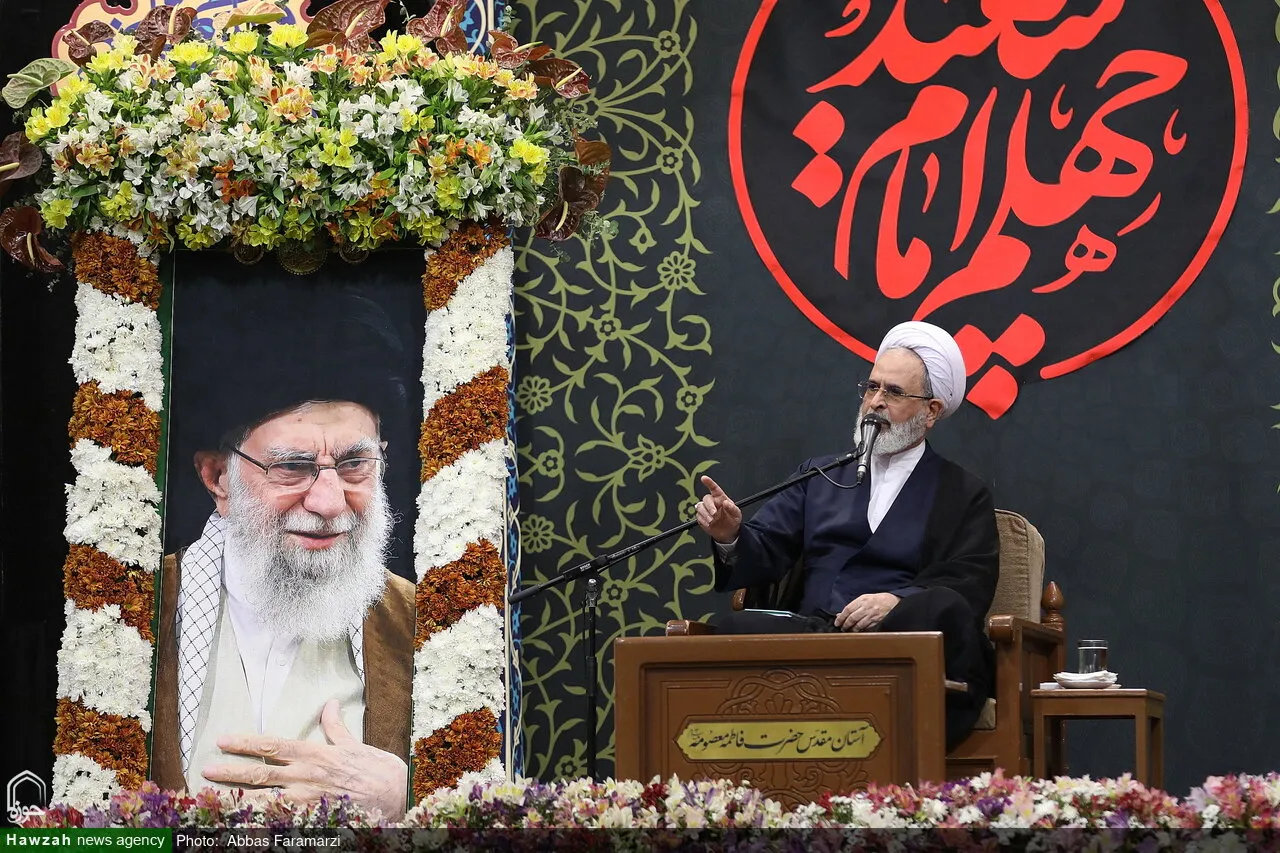آیتالله اعرافی: ما بر سر انتقام خون پاک رهبر شهید ایستادهایم