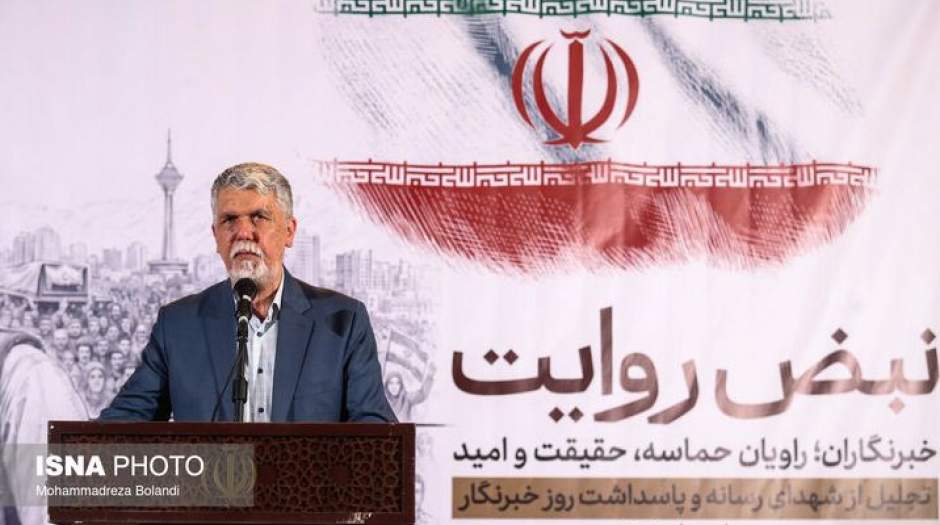 سید عباس صالحی: نقش بیبدیل خبرنگاران در ایستادگی در بحرانها