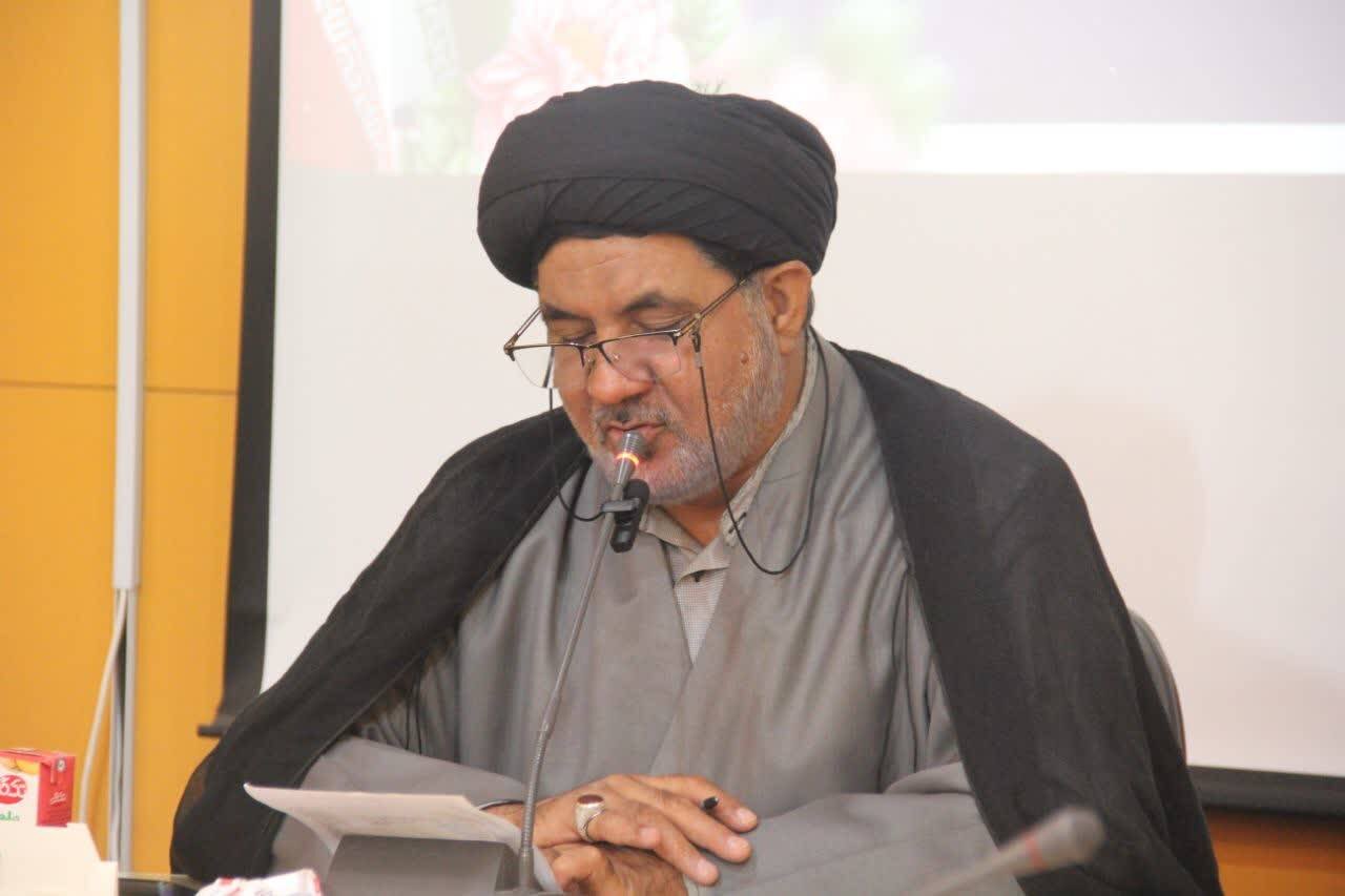 سکونت چند هزار نفری در نزدیکی مسجد محدود؛ مدیر اقامه نماز استان یزد هشدار داد