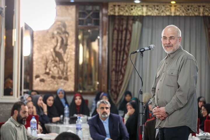 دعوت رئیس مجلس شورای اسلامی از برادری هرچه بیشتر ملتهای ایران و عراق