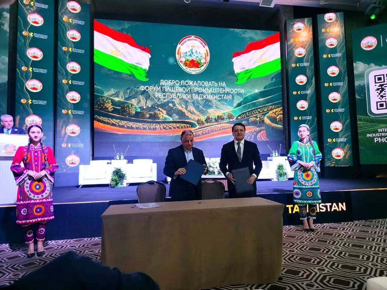 علیاصغر طهماسبی وارد تاجیکستان شد تا همکاریهای اقتصادی گلستان را تداوم بخشد