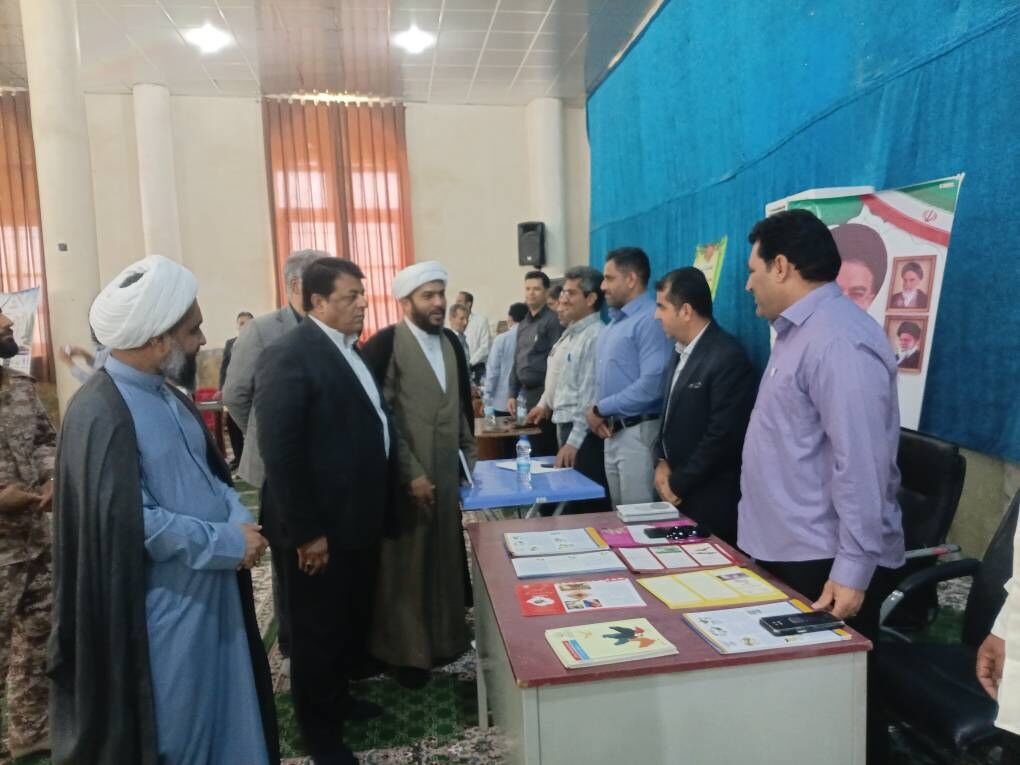 تأکید فرماندار میناب بر پاسخگویی سریع و بیمنت به مطالبات شهروندان