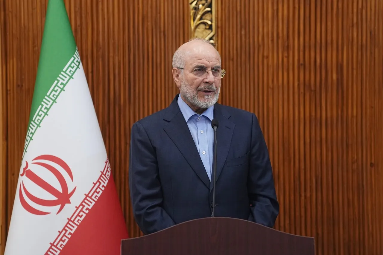 قالیباف: به نمایندگی از رهبر انقلاب در مراسم اربعین تدفین امام شهیدمان در کربلا حضور خواهم یافت