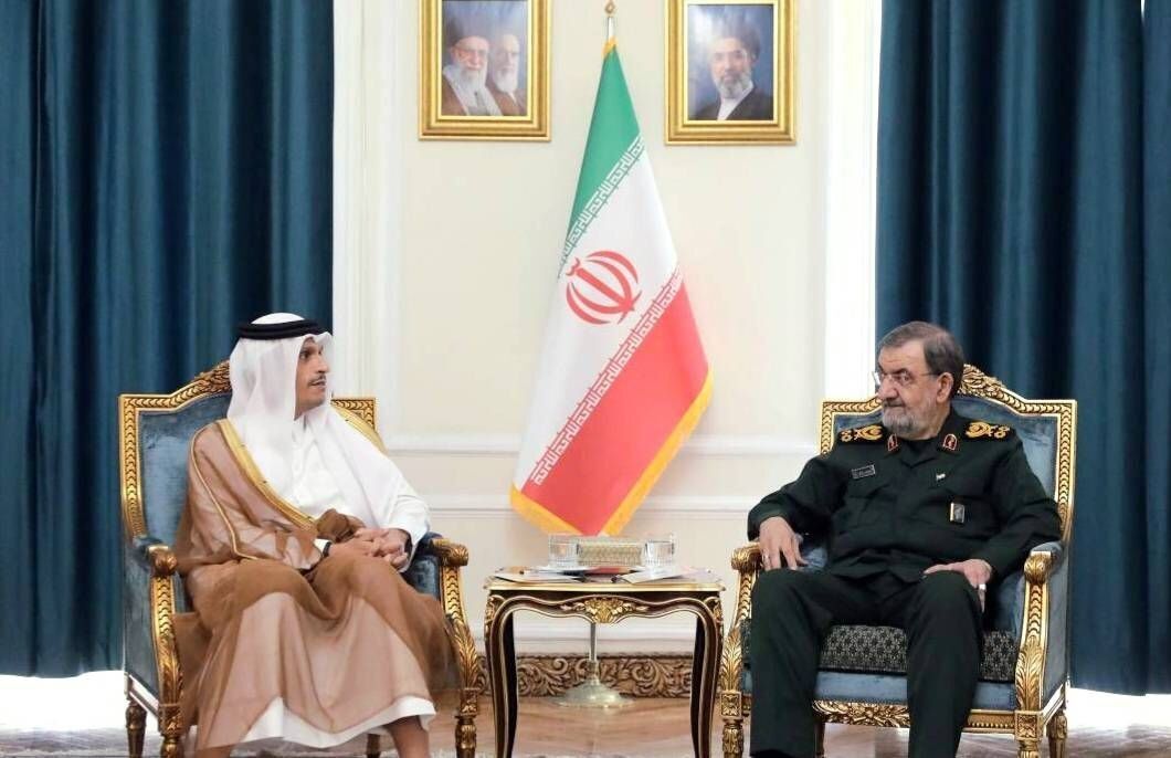 هشدار تند رضایی به آمریکا در دیدار با نخستوزیر قطر؛ شرط بازگشایی تنگه هرمز