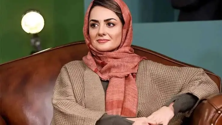 انتشار تصاویر جدید بیتا سحرخیز با استایلی کلاسیک و مینیمال